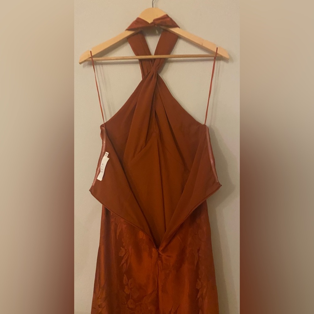 NWOT ASTR Marissa Dress Rust size M pristine condition - Picture 11 of 13